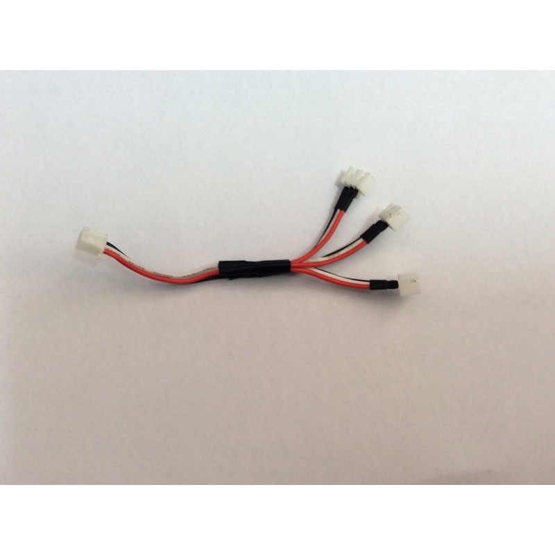 CAVO MULTICARICATORE 1 A 3 BATTERIE 2S 7.4V CAVO MULTICARICATORE 1 A 3 BATTERIE 2S 7.4V