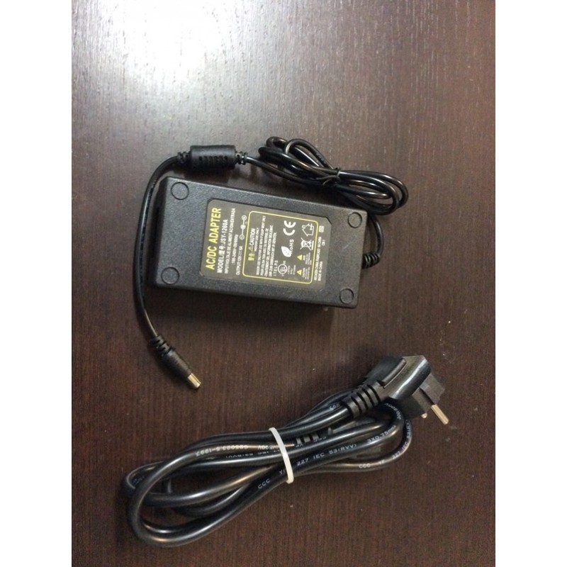 ALIMENTATORE, iMAX B6, 60W 12V 5A ALIMENTATORE, iMAX B6, 60W 12V 5A